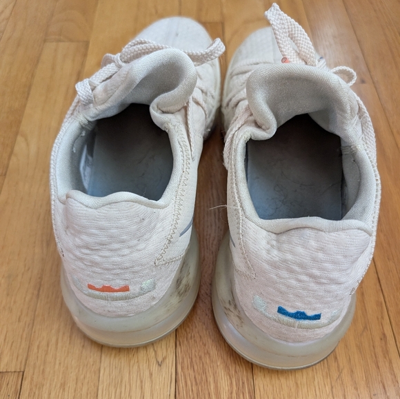 Nike LeBron 17 Low Easter Light Cream Sneakers - Picture 9 of 13